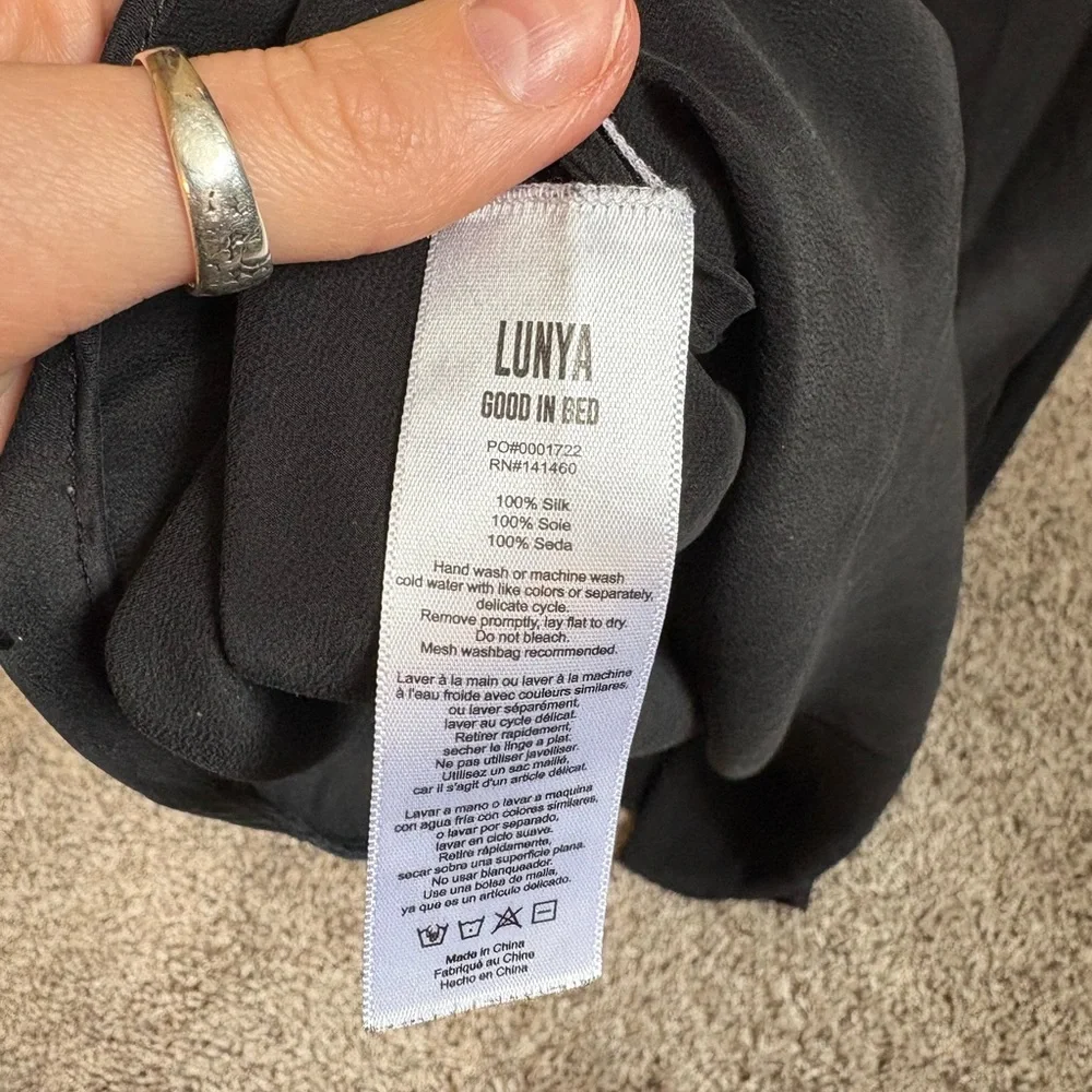 LUNYA Washable Silk Bias Slip Dress Black size Small - Picture 5 of 7